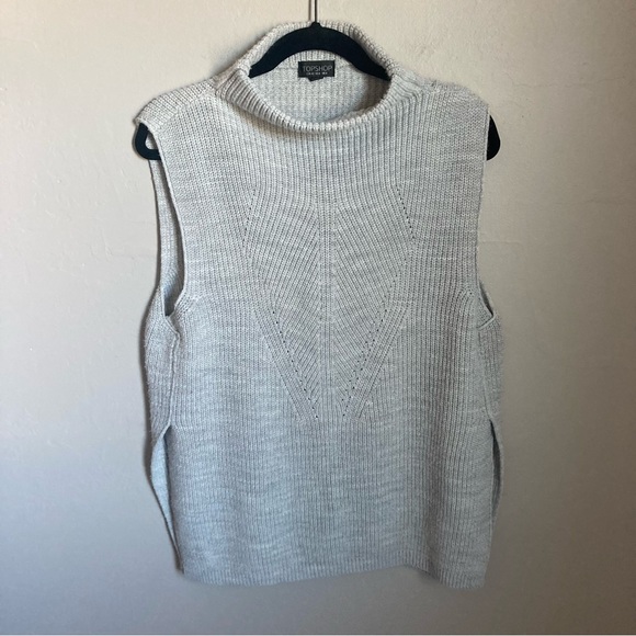 Topshop Sweaters - Topshop Gray Mock Neck Sleeveless Sweater Size 8